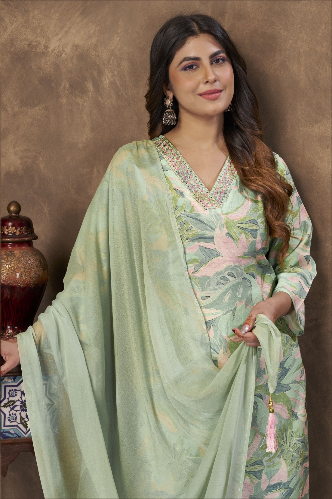 Pista Floral Embroidered Chanderi Straight Suit — alternate view