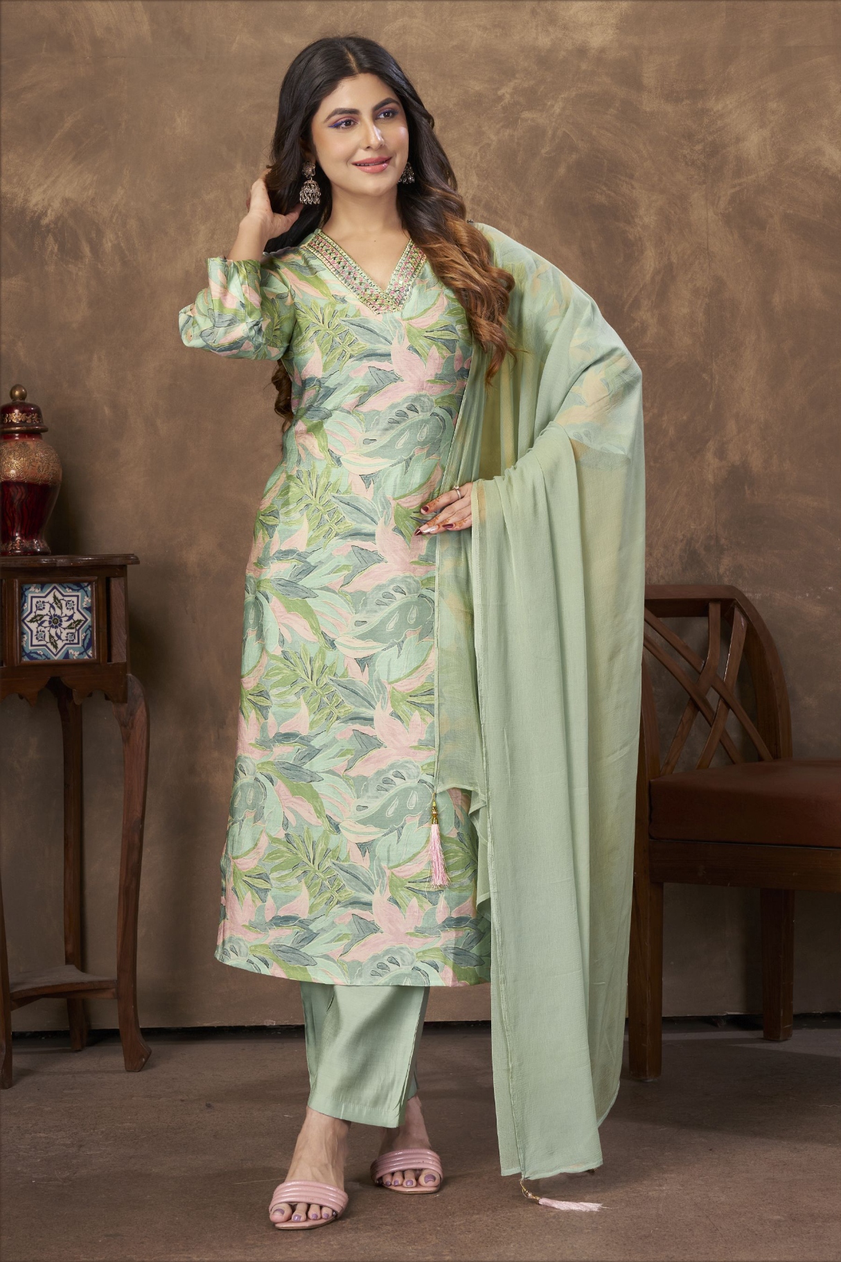 Pista Floral Embroidered Chanderi Straight Suit