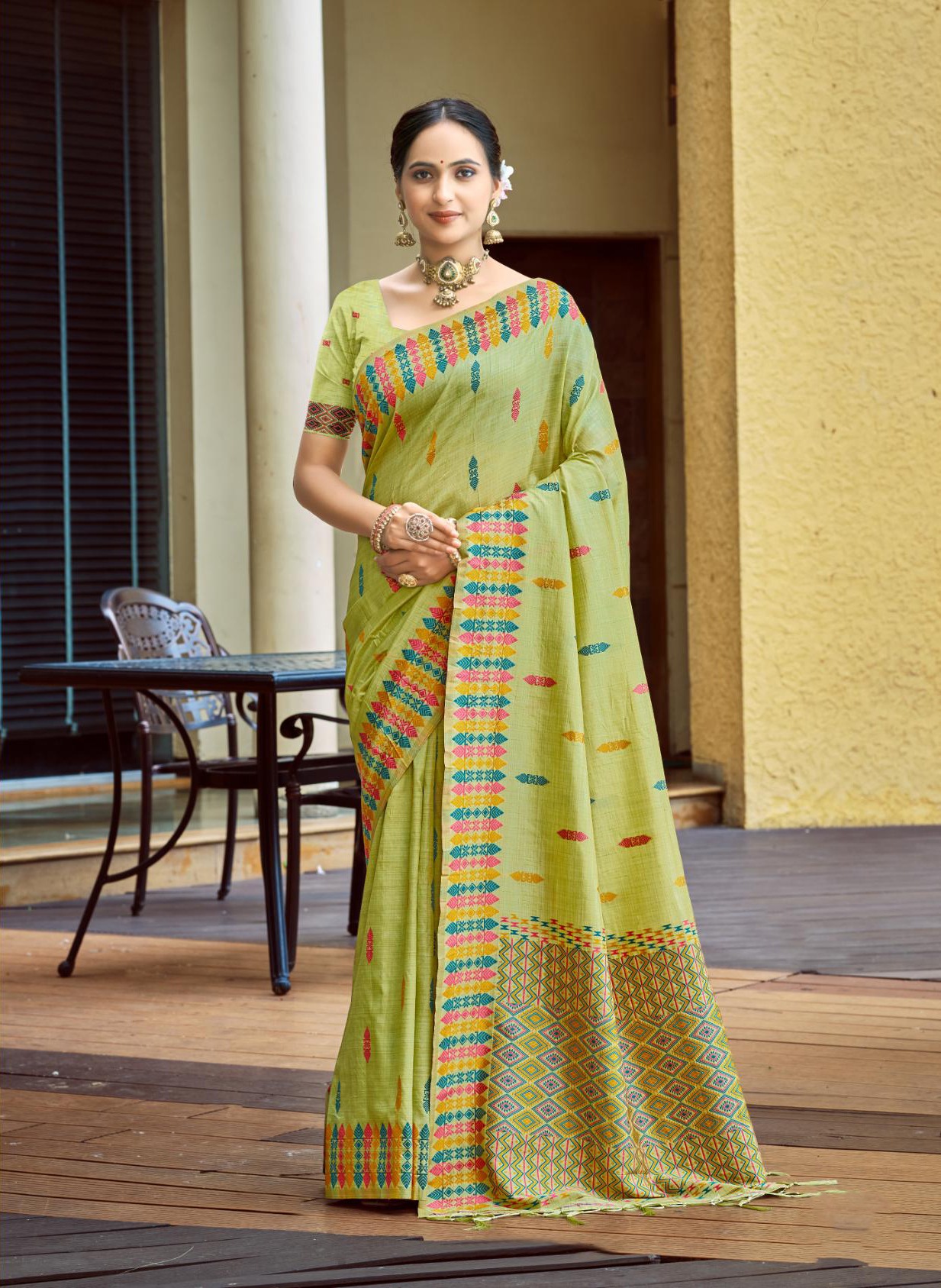 Pista Geometric Woven Designer Assam Silk Saree