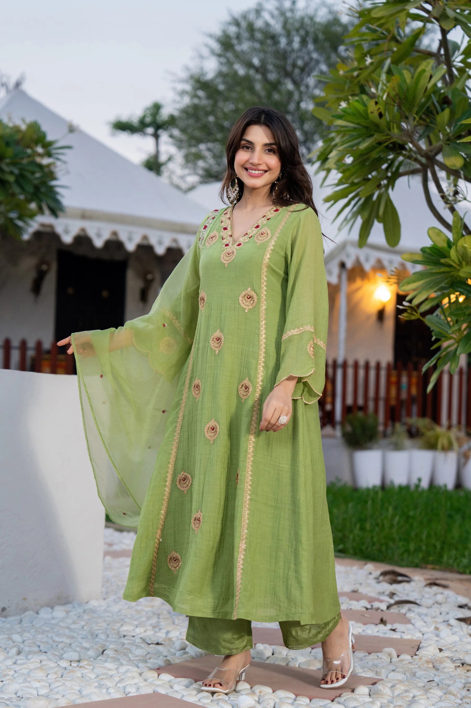 Pista Paisley Designer Embroidery Crunchy Straight Suit