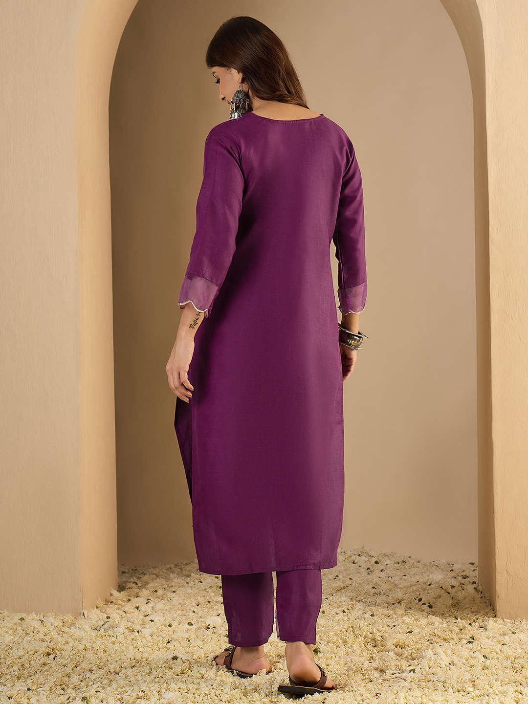 Purple Collar Neck Clean Solid Finish Cotton Blend Kurta Set — alternate view
