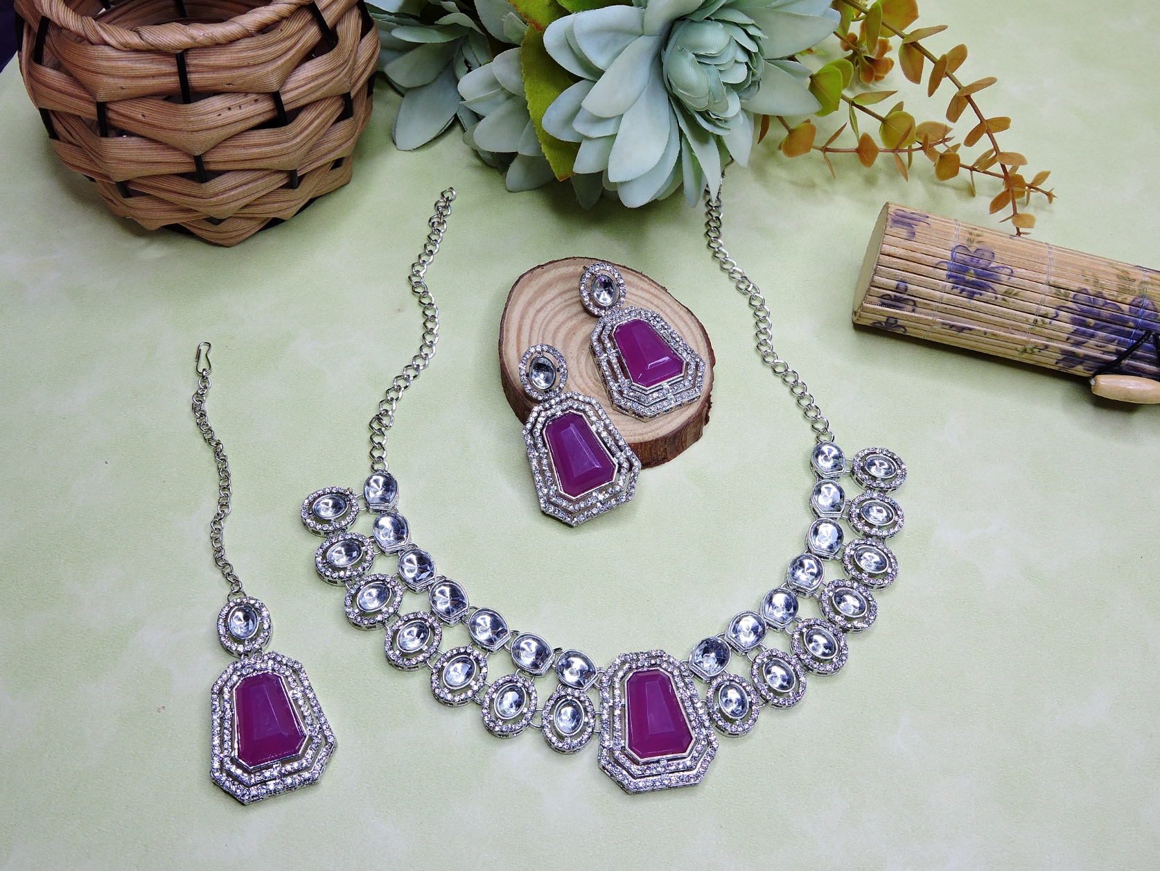 Purple Drape Stone Alloy Party Necklace