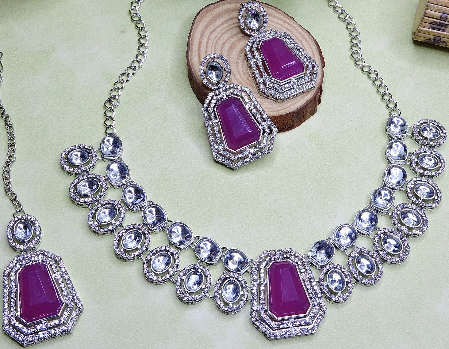 Purple Drape Stone Alloy Party Necklace