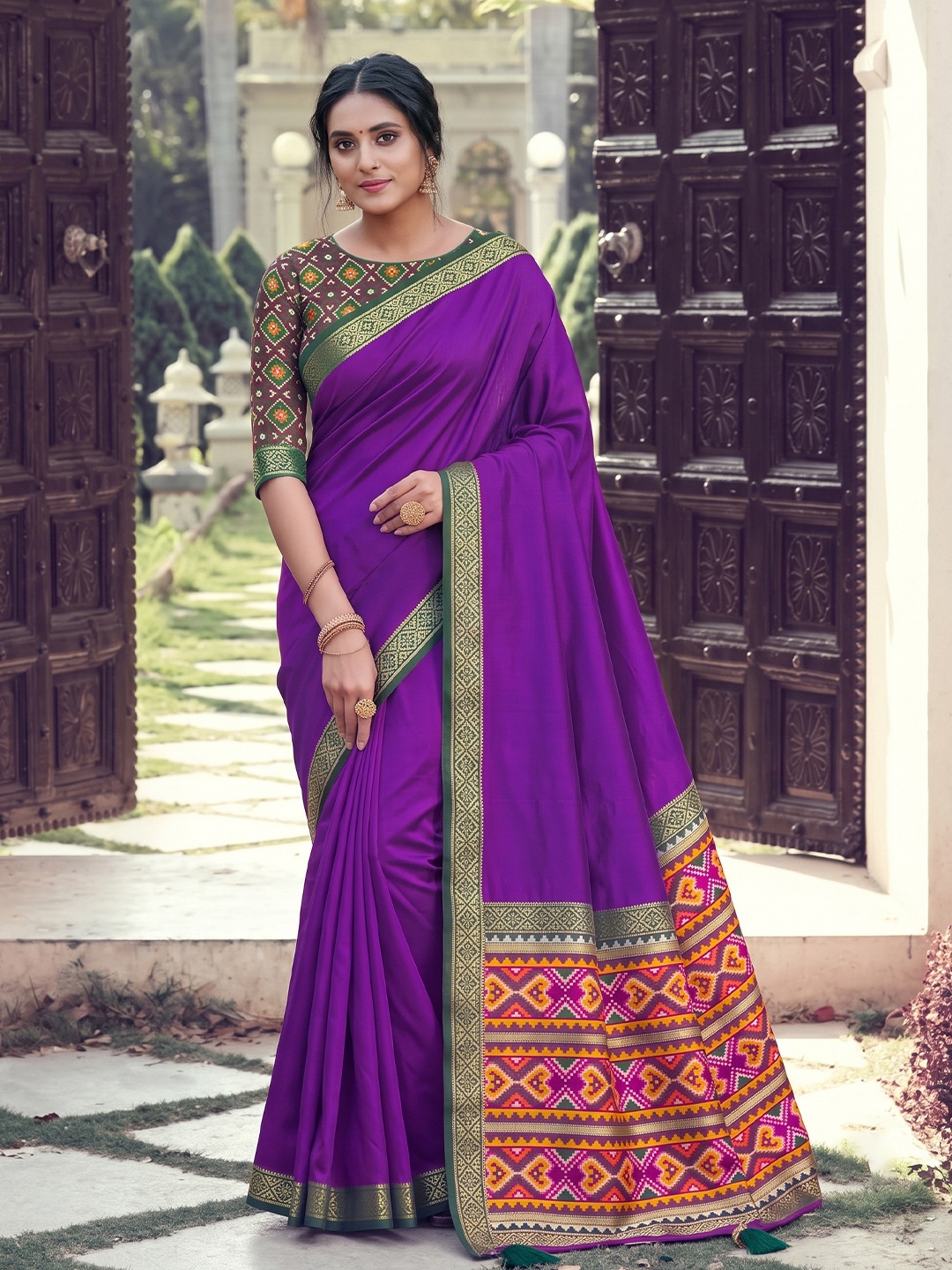 Purple Geometric Woven Work Silk Saree