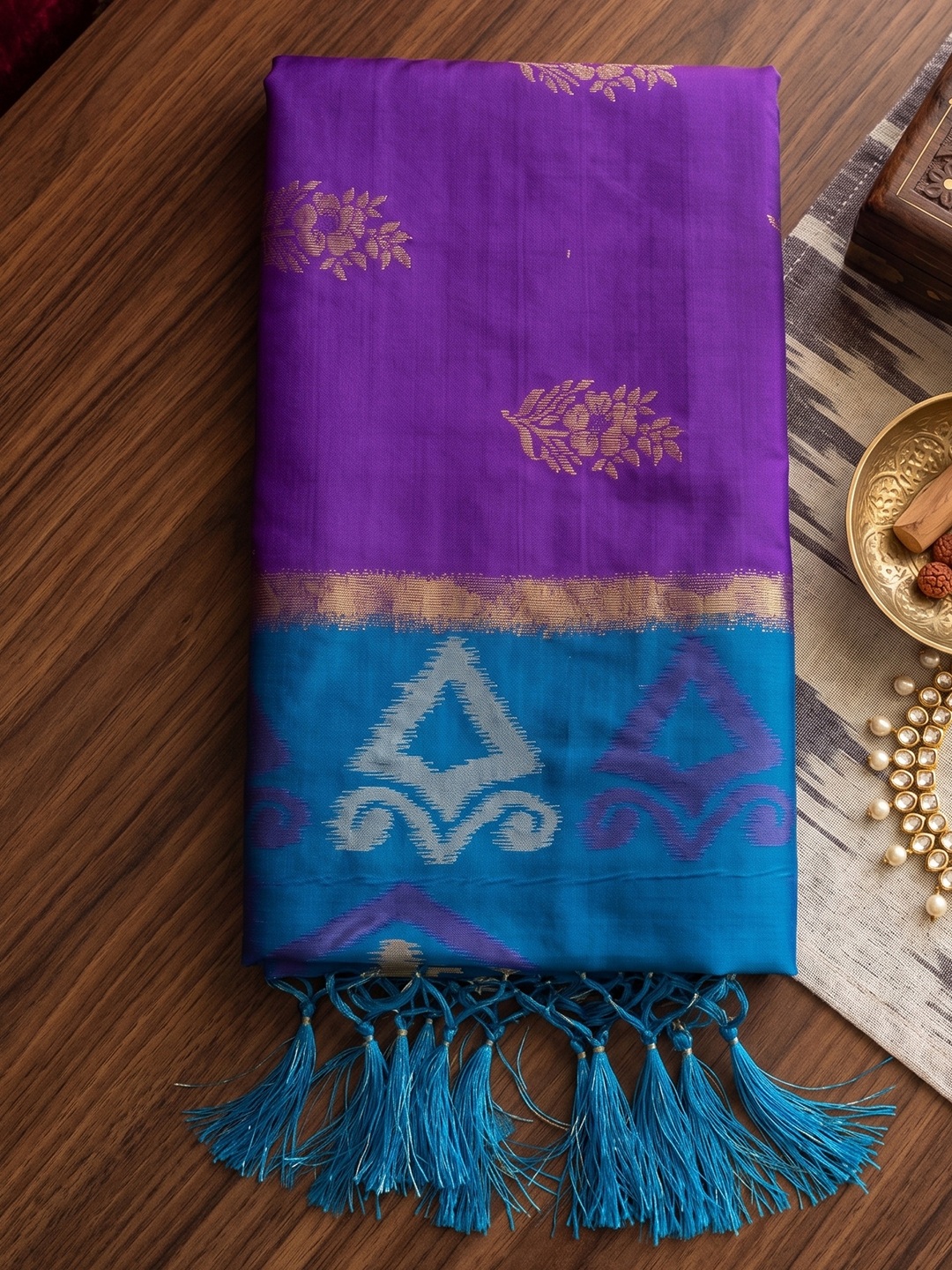 Purple Heritage Butti Woven Zari Jacquard Designer Soft Silk Saree