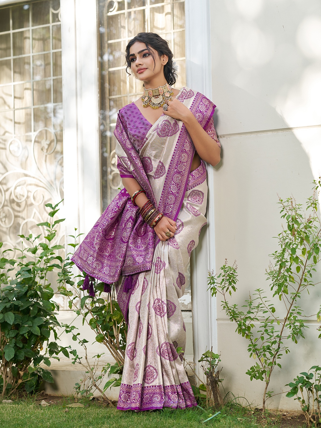 Purple Silk Blend Woven Designer Saree