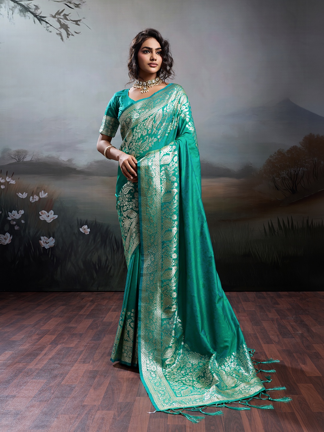 Rama Graceful Designer Silk Saree