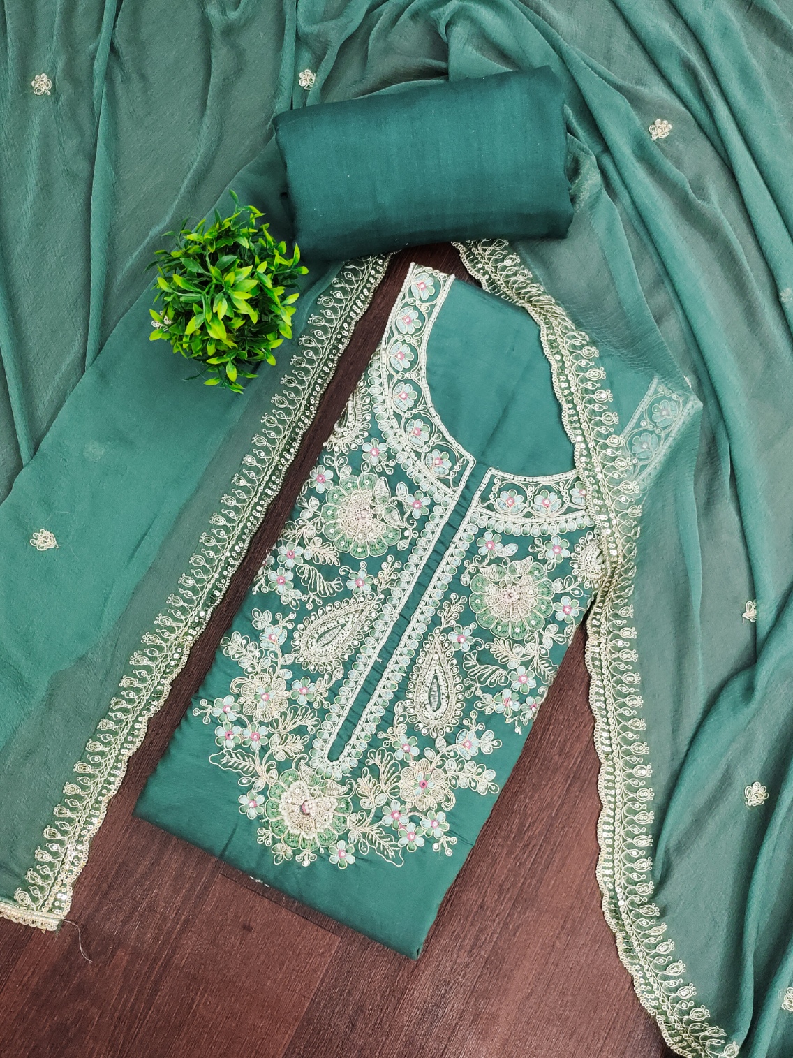 Rama Green Floral Embroidered Straight Salwar Suit