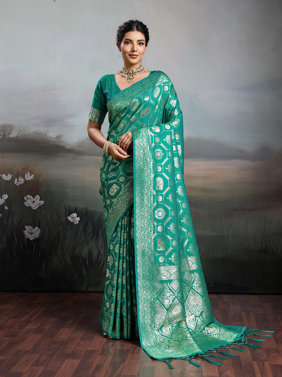 Rama Green Geometric Zari Silk Blend Saree