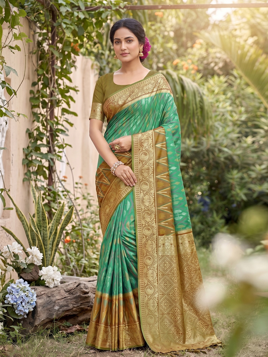 Rama Green Motif Woven Soft Silk Saree