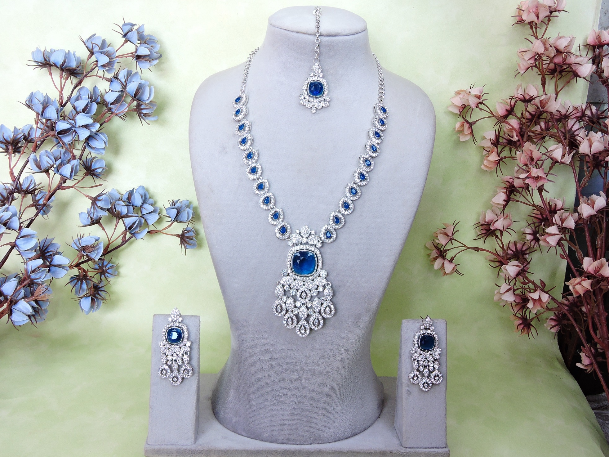 Rama Stone Alloy Necklace Set