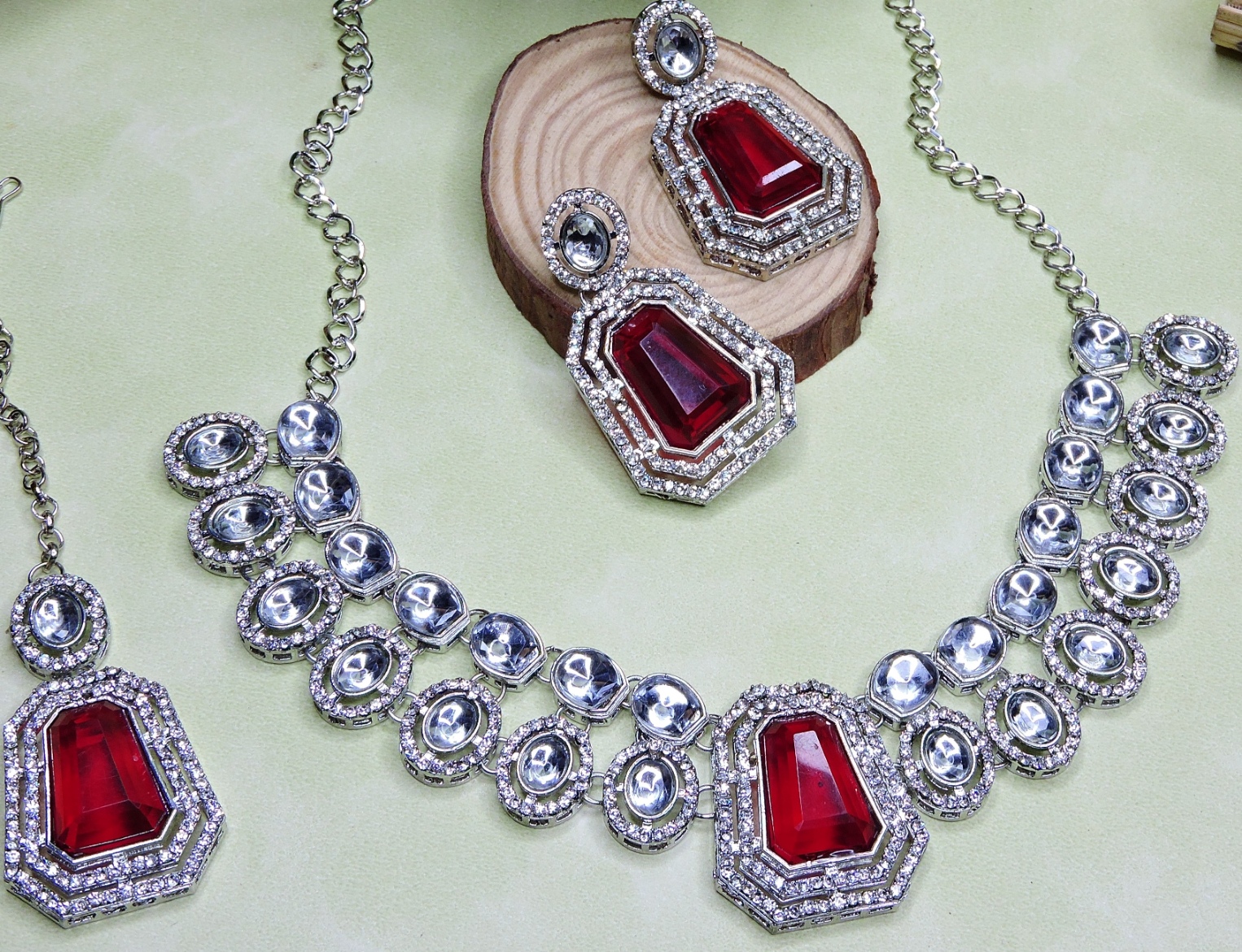 Rani Pink Crystal Stone Alloy Bridal Necklace