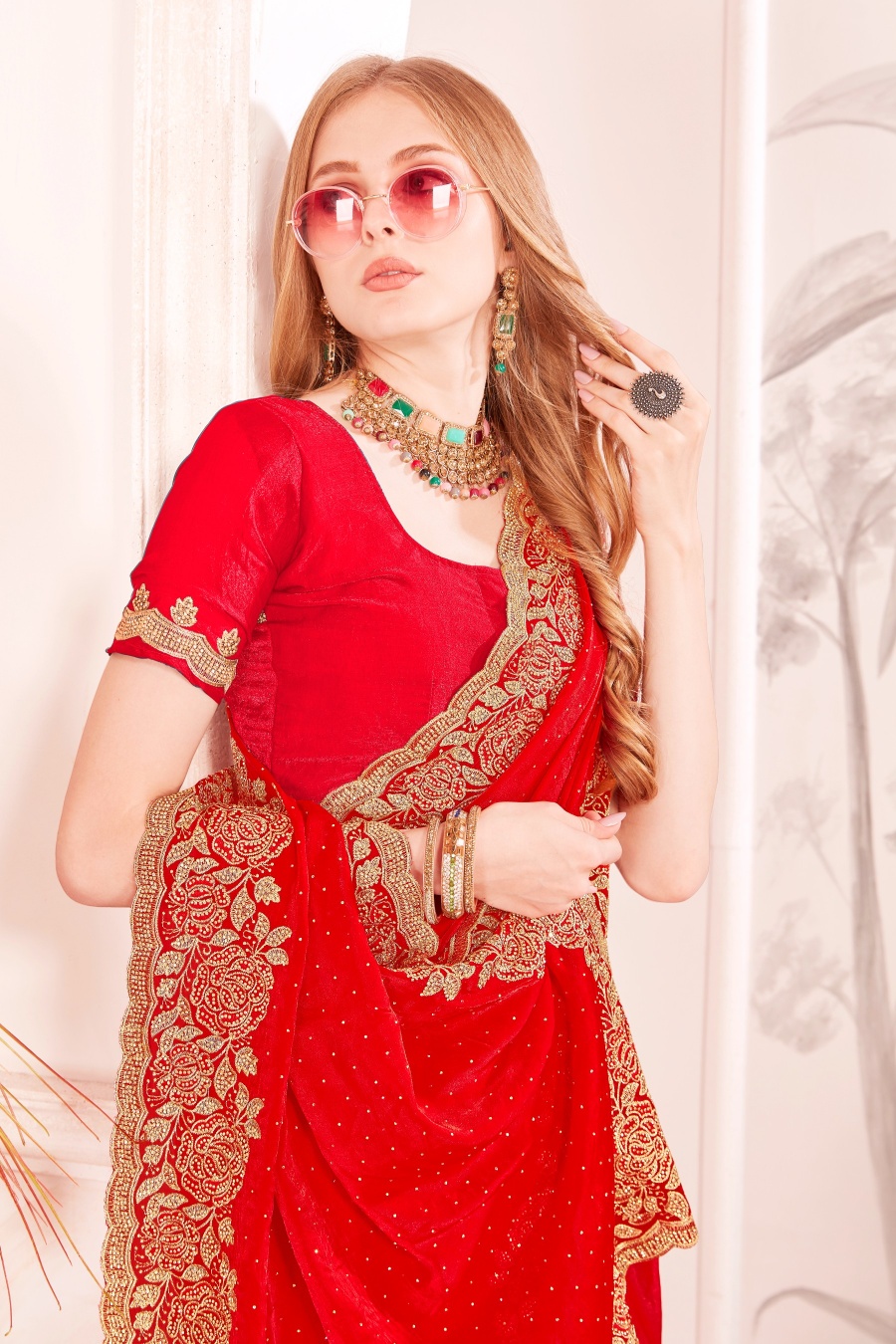 Red Fendy Two Tone Silk Heavy Zari Resham Embroidery Zircon Work Festive Saree — alternate view