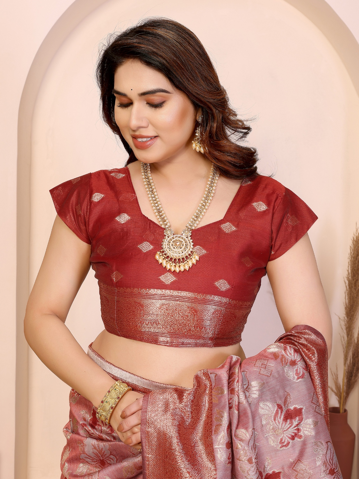 Red Floral Zari Pure Cotton Saree