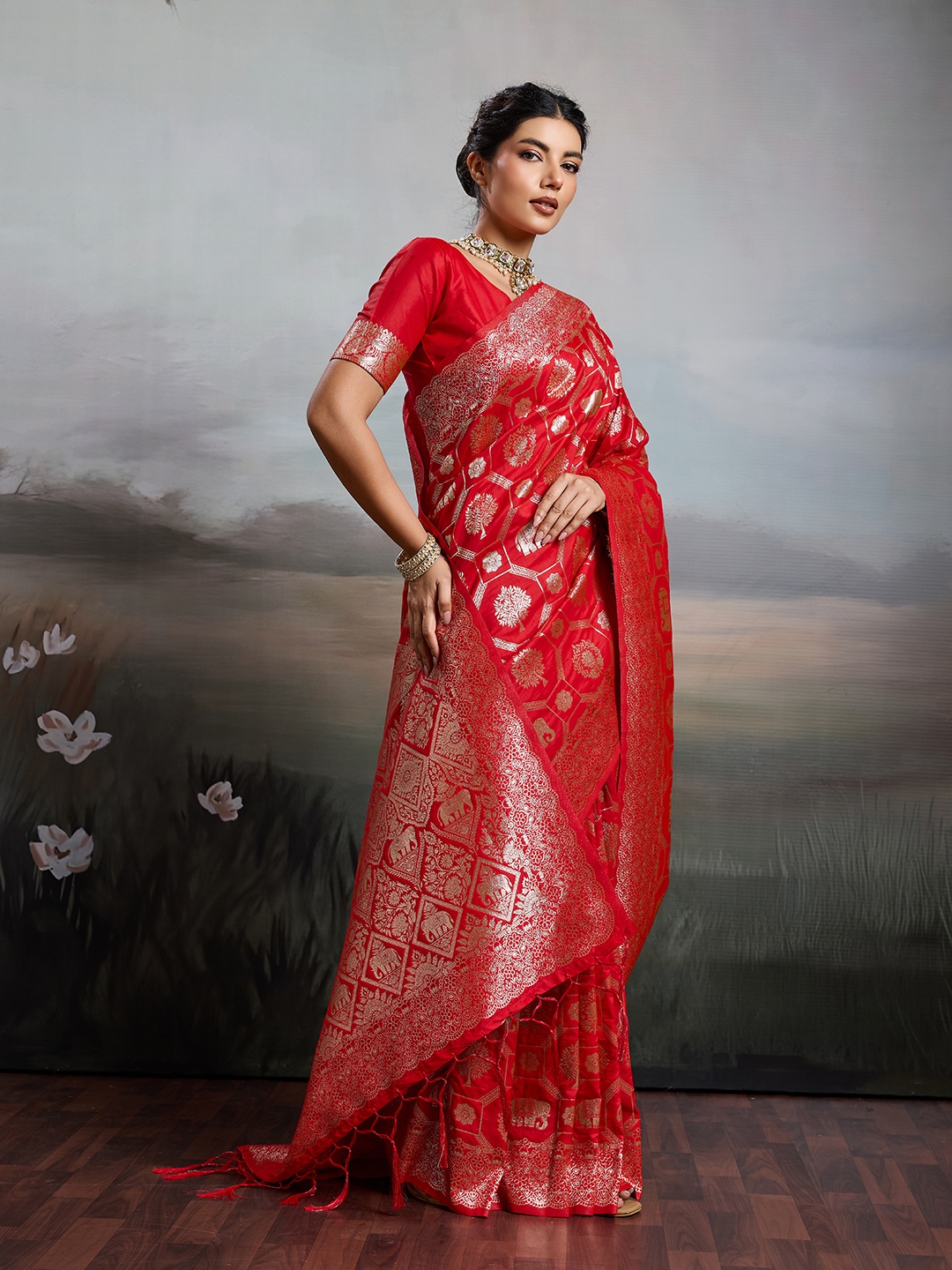 Red Geometric Zari Silk Blend Saree