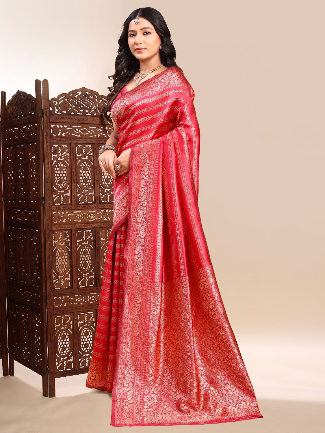 Red Lichi Silk Woven Designer Saree