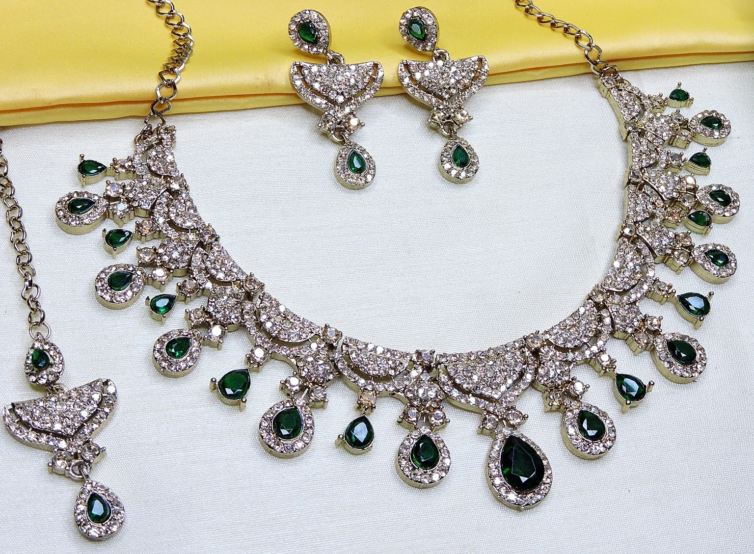 Regal Green American Diamond Choker Necklace Set