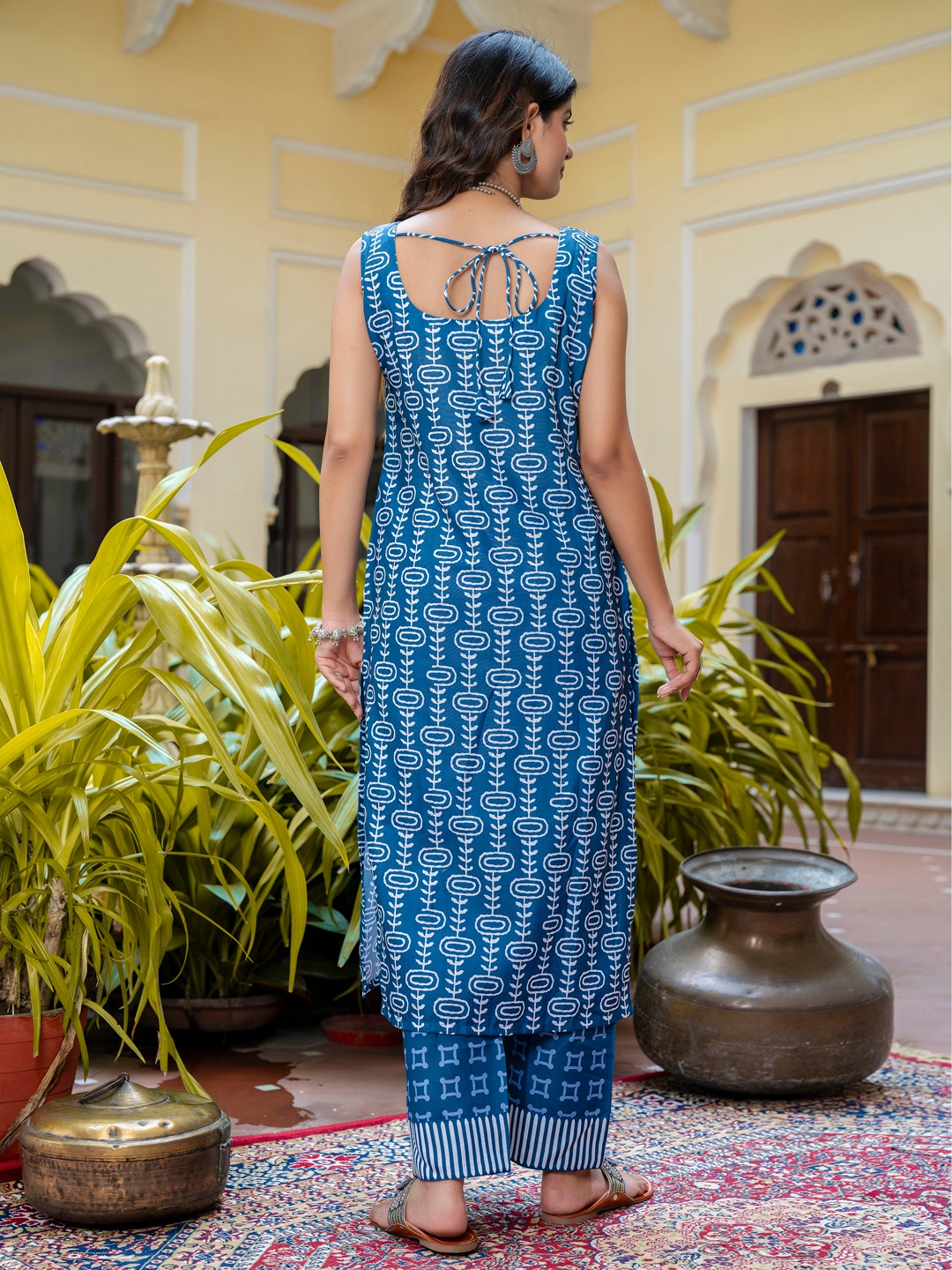 Royal Blue Boat Neck Garden Print Cotton Suit — alternate view