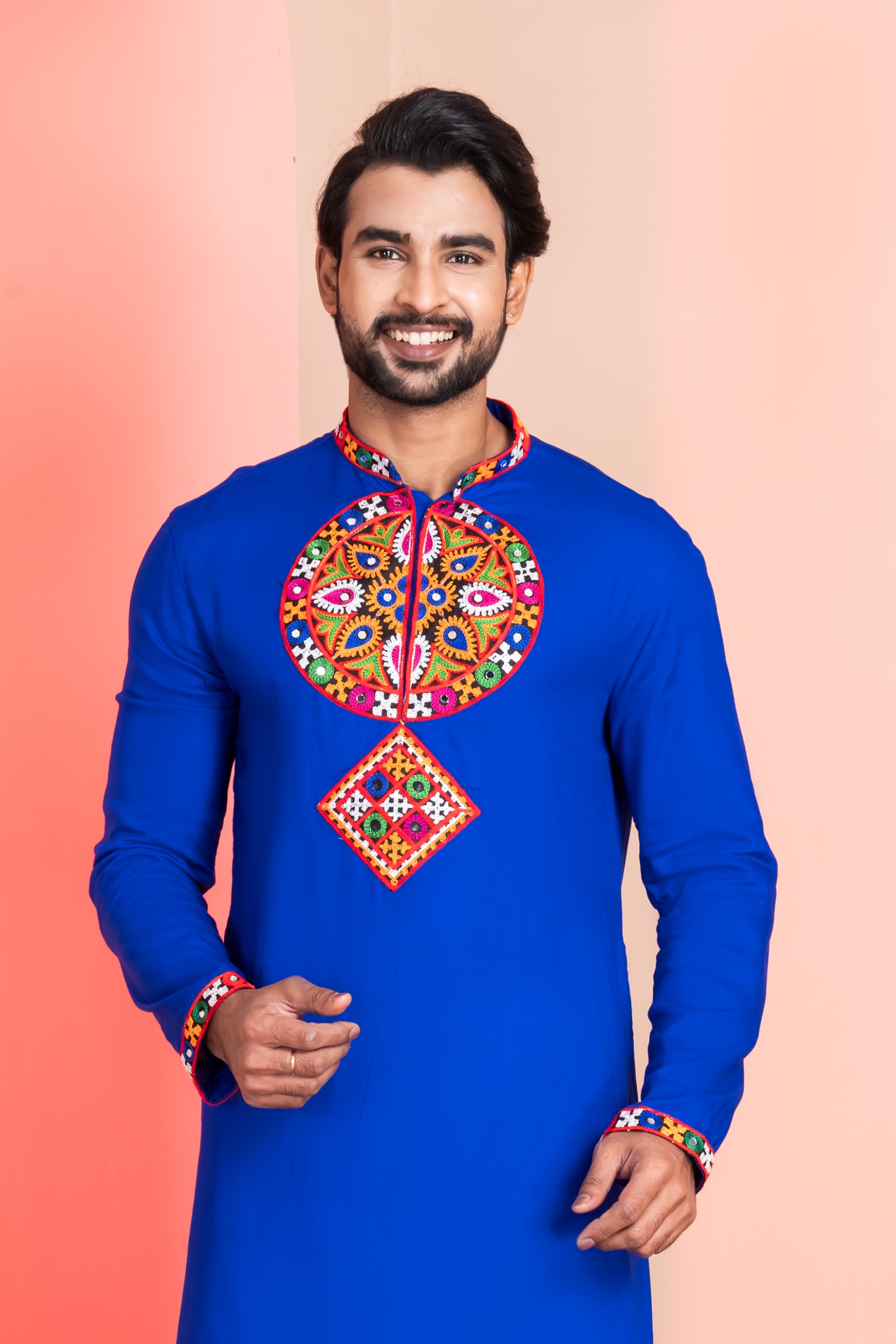 Royal Blue Solid Embroidered Kurta Pyjama
