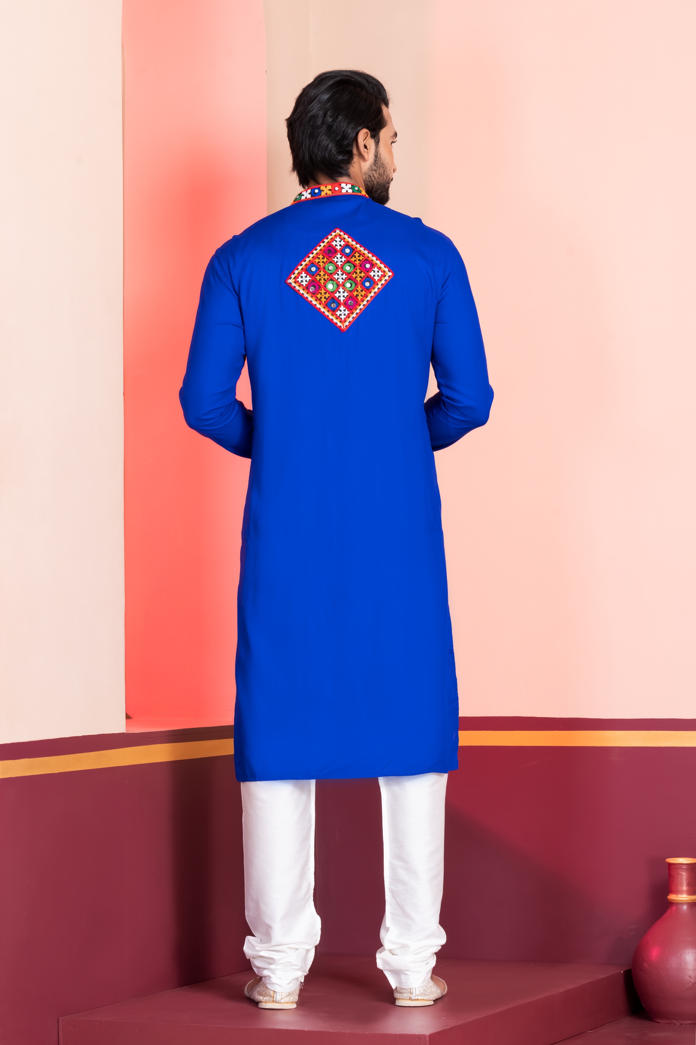 Royal Blue Solid Embroidered Kurta Pyjama — alternate view