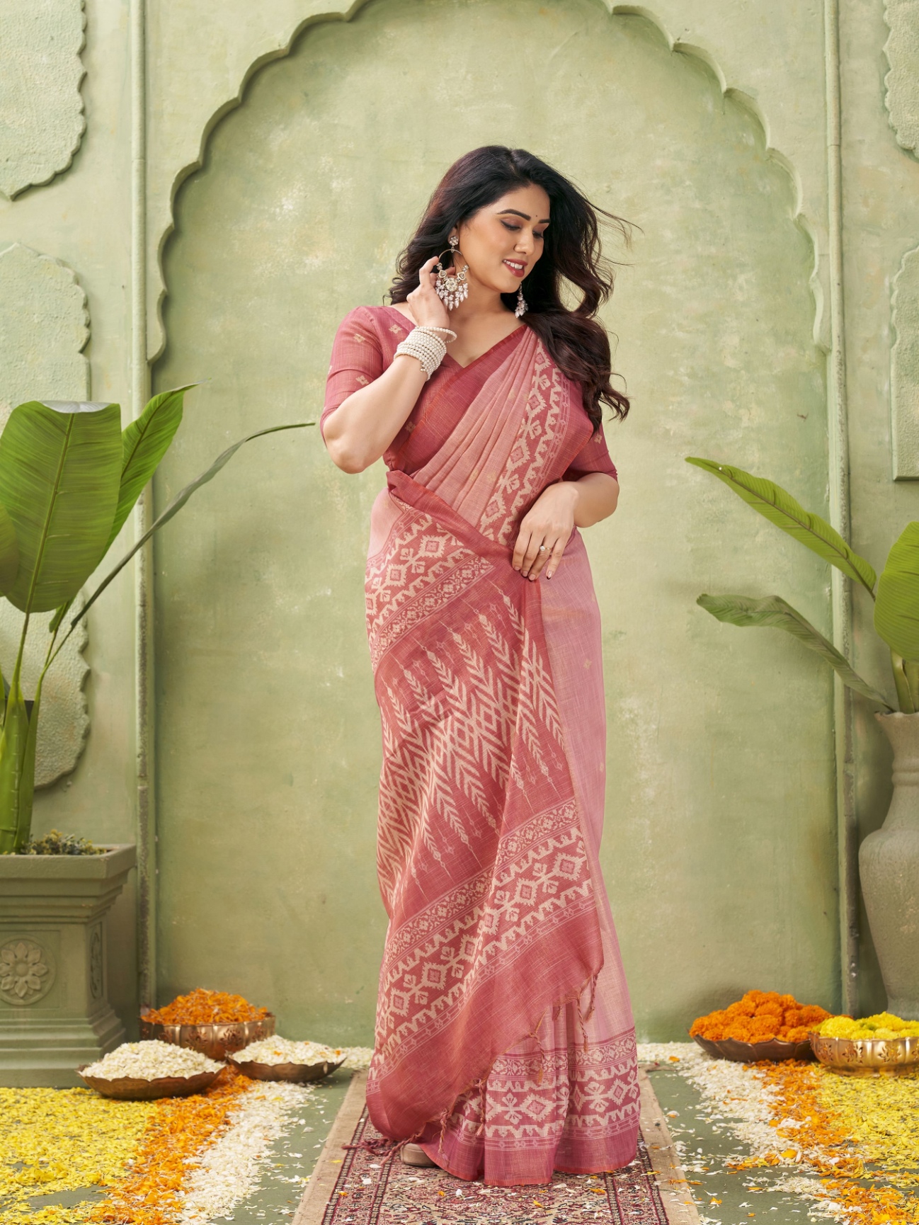 Salmon Geometric Print Jute Linen Saree