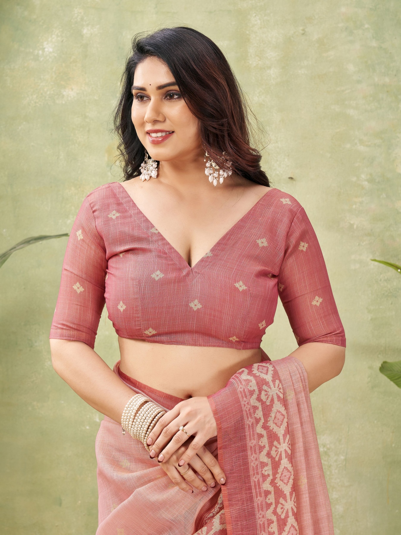 Salmon Geometric Print Jute Linen Saree