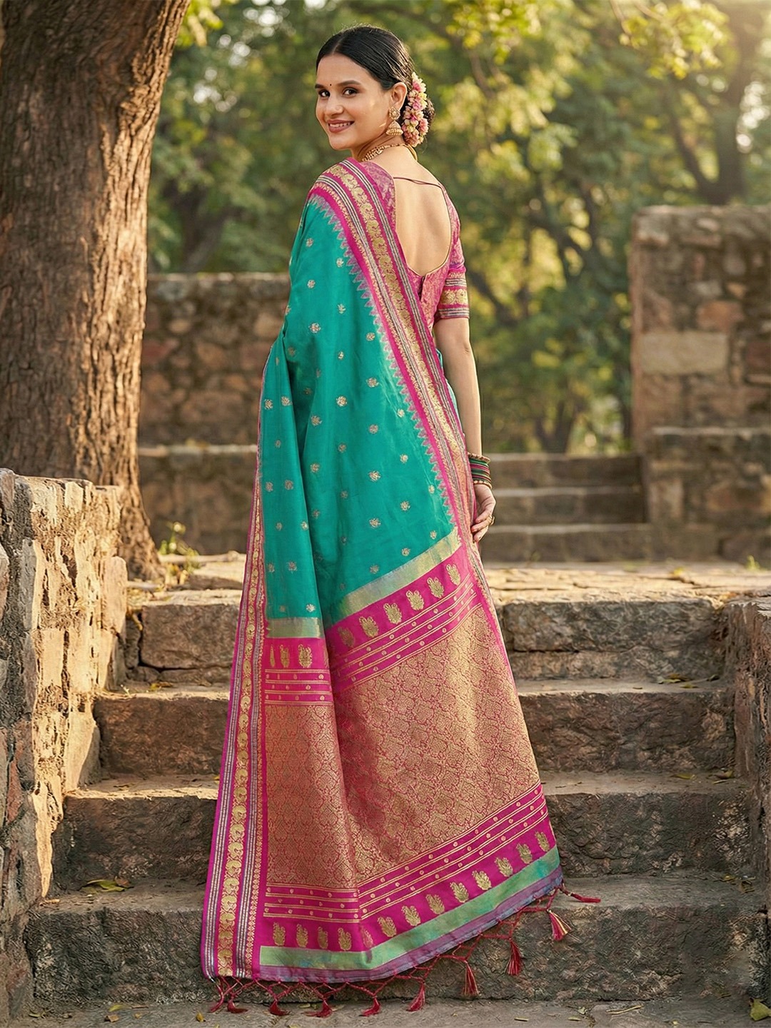 Sea Green Classic Temple Border Soft Silk Saree — alternate view