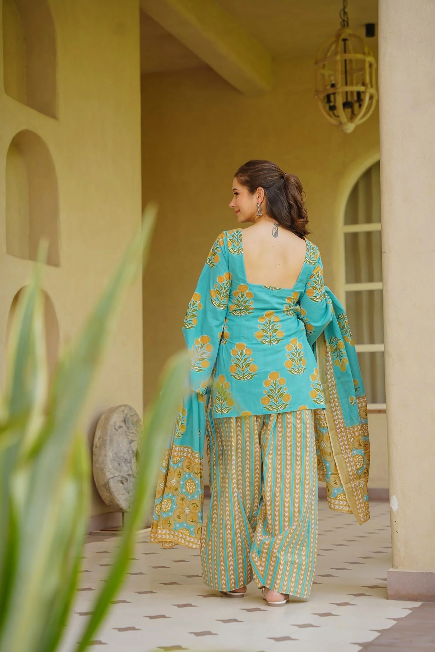 Sea Green Floral Printed Cambric Cotton Kurta Set — alternate view