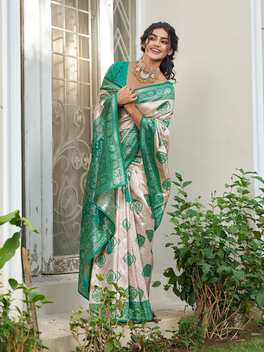 Sea Green Silk Blend Woven Designer Saree