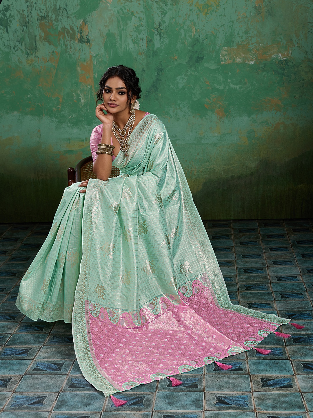 Sea Green Woven Zari Linen Saree