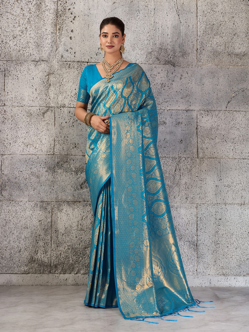 Teal Blue Jacquard Kanjivaram Silk Blend Saree