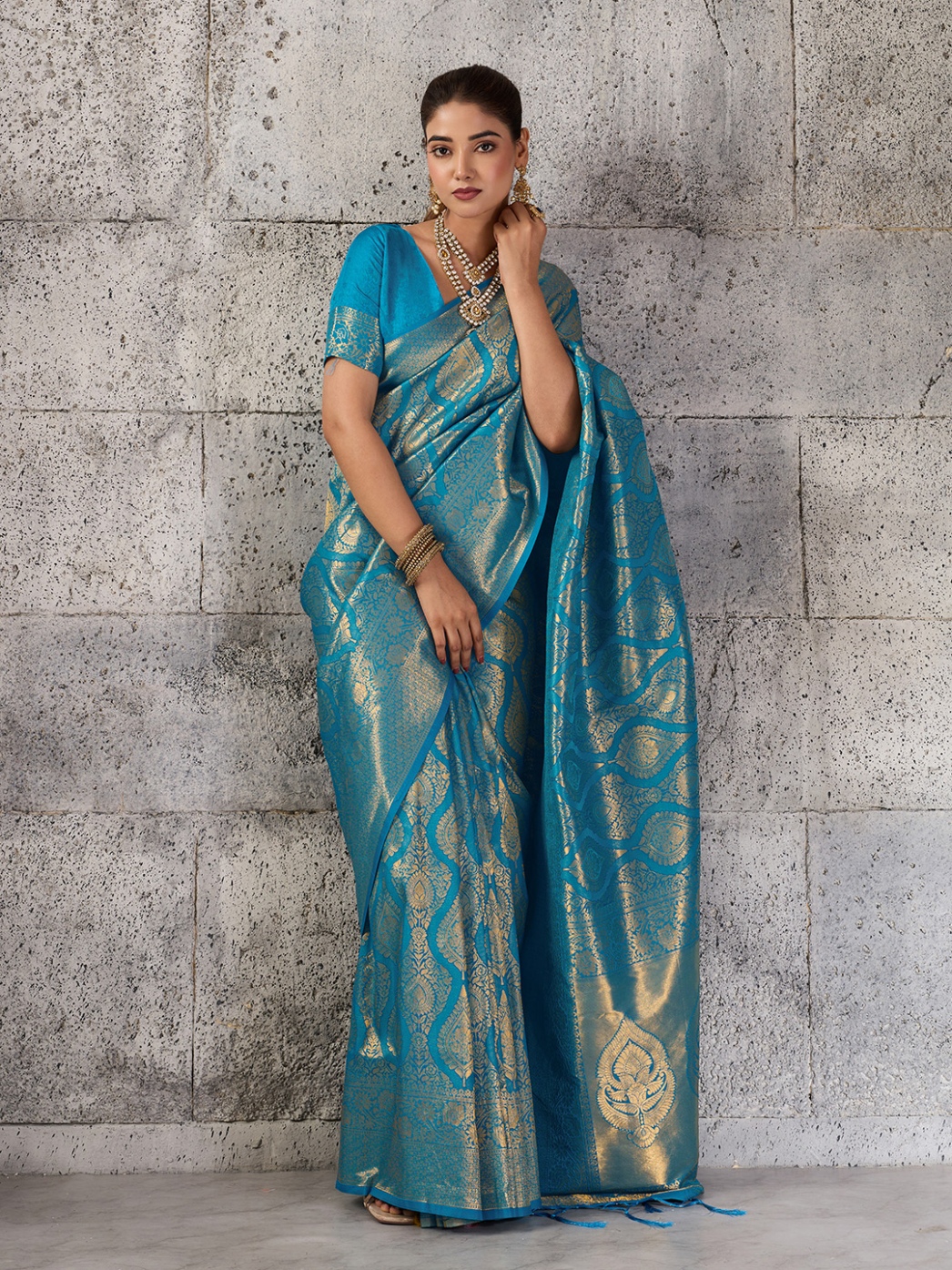 Teal Blue Paisley Woven Zari Kanjivaram Blend Saree