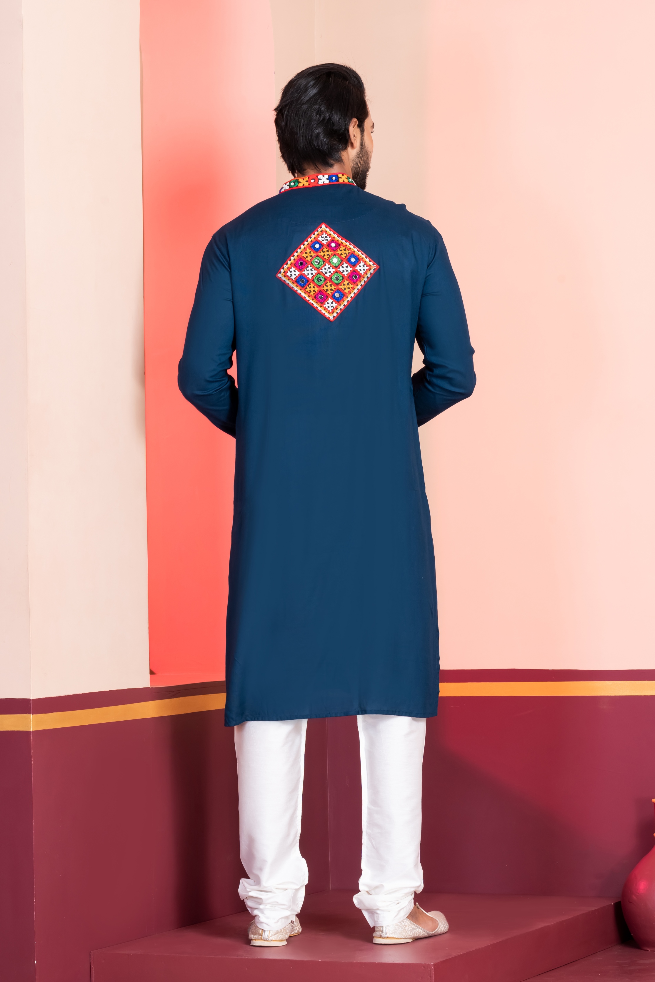 Teal Blue Solid Embroidered Kurta Pyjama — alternate view