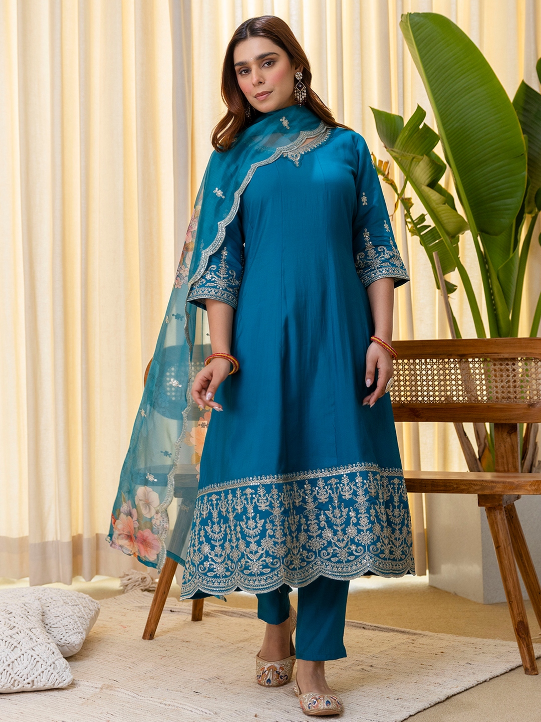 Teal Floral Embroidered Silk Blend Salwar Suit