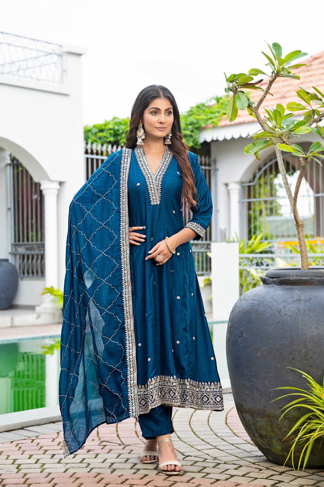 Teal Vichitra Silk Embroidered Straight Kurta Set