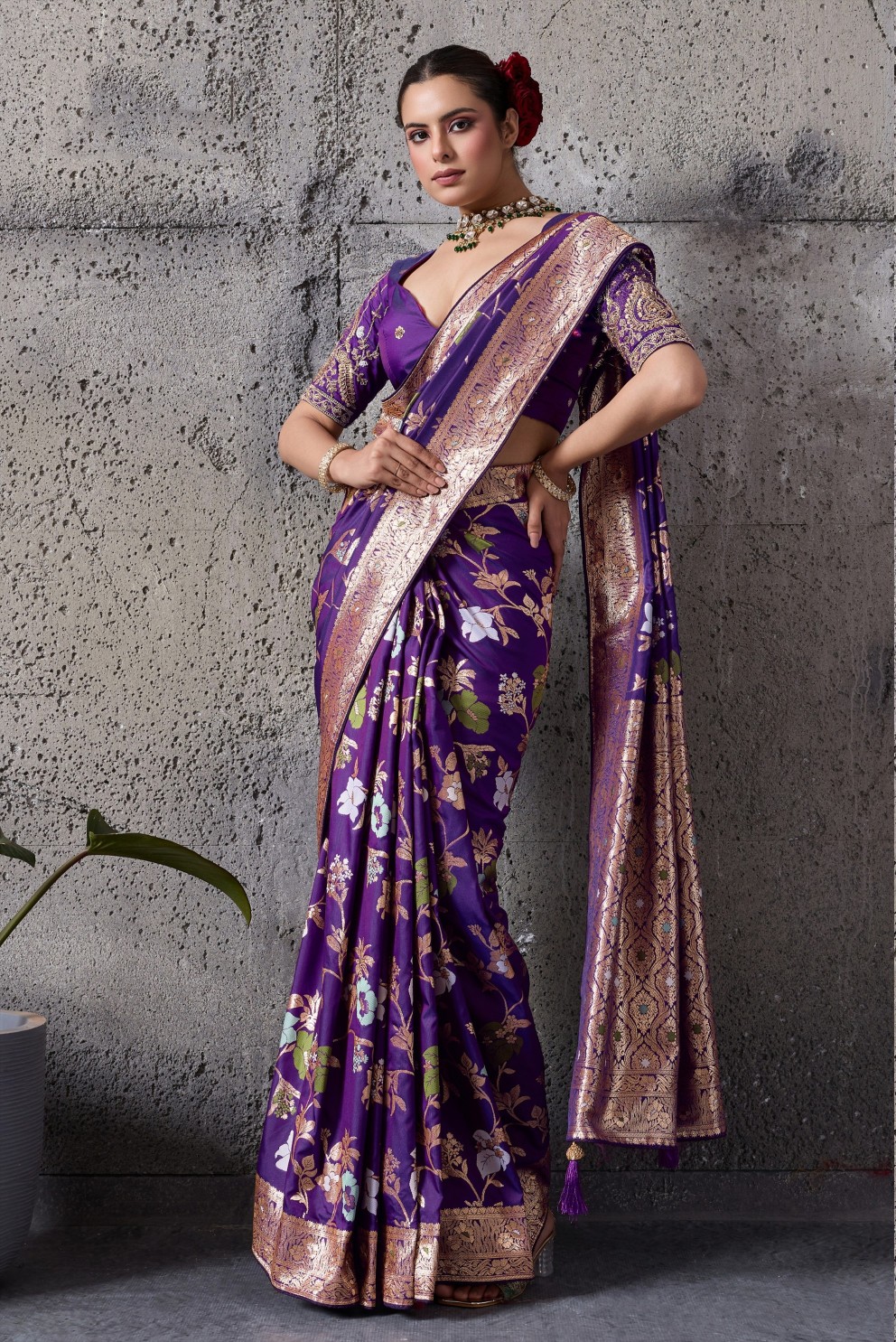 Violet Floral Paisley Zari Banarasi Silk Saree