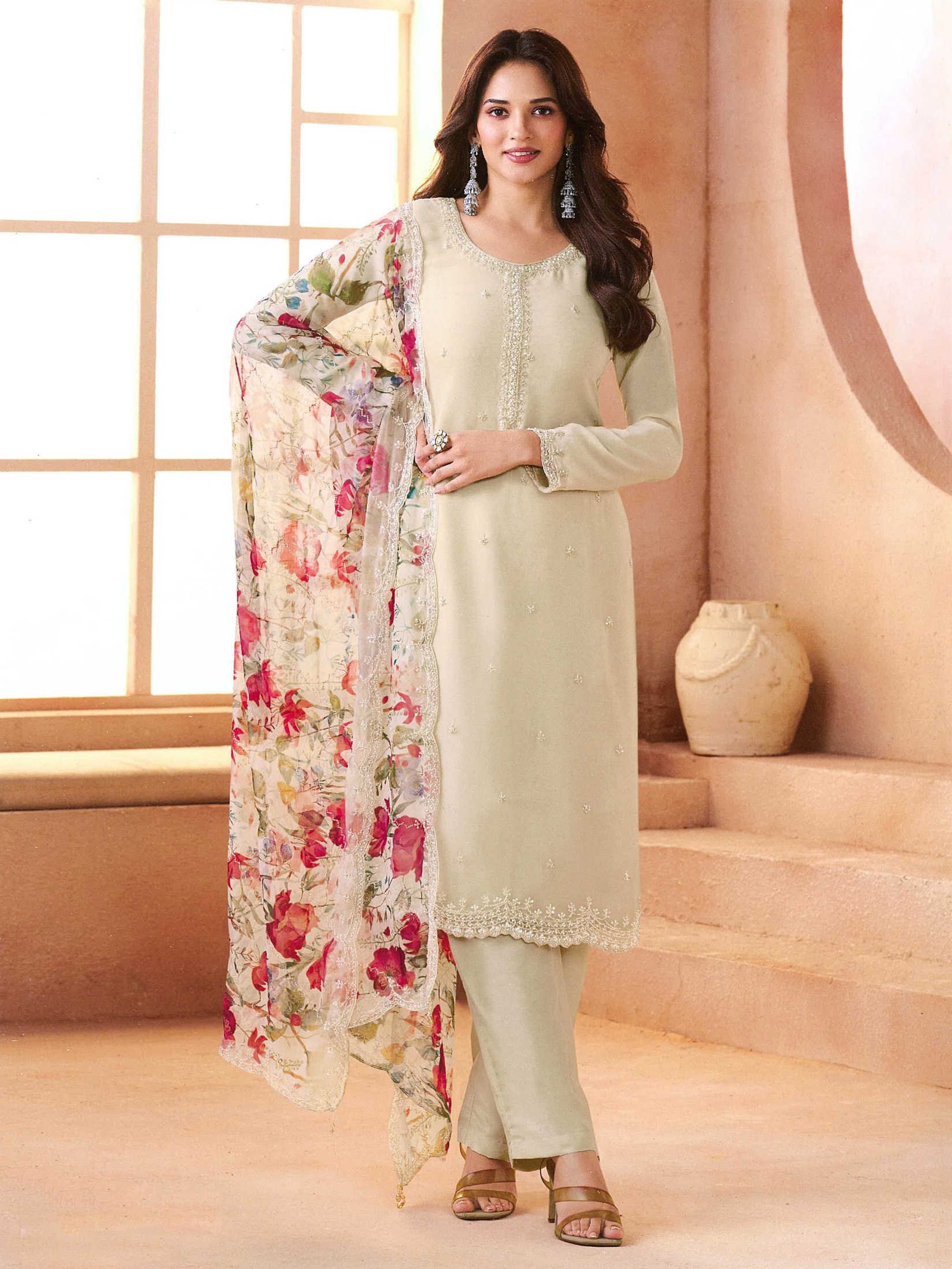 White Floral Designer Embroidery Chiffon Salwar Suit