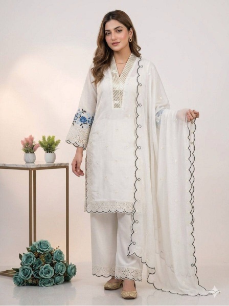 White Floral Embroidered Mal Chanderi Silk Salwar Suit