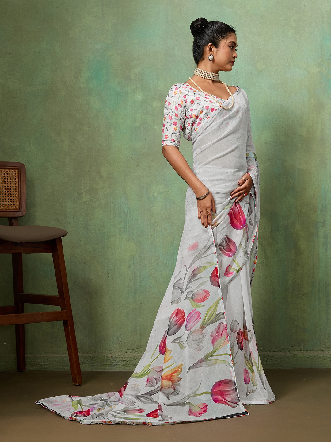 White Floral Printed Georgette Designer Saree
