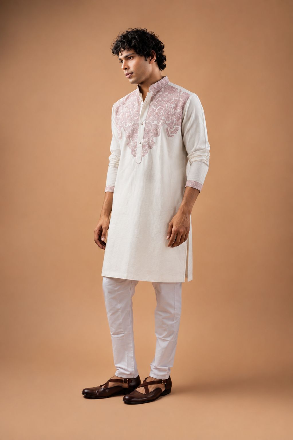 White Viscose Silk Paisley Kurta Pyjama