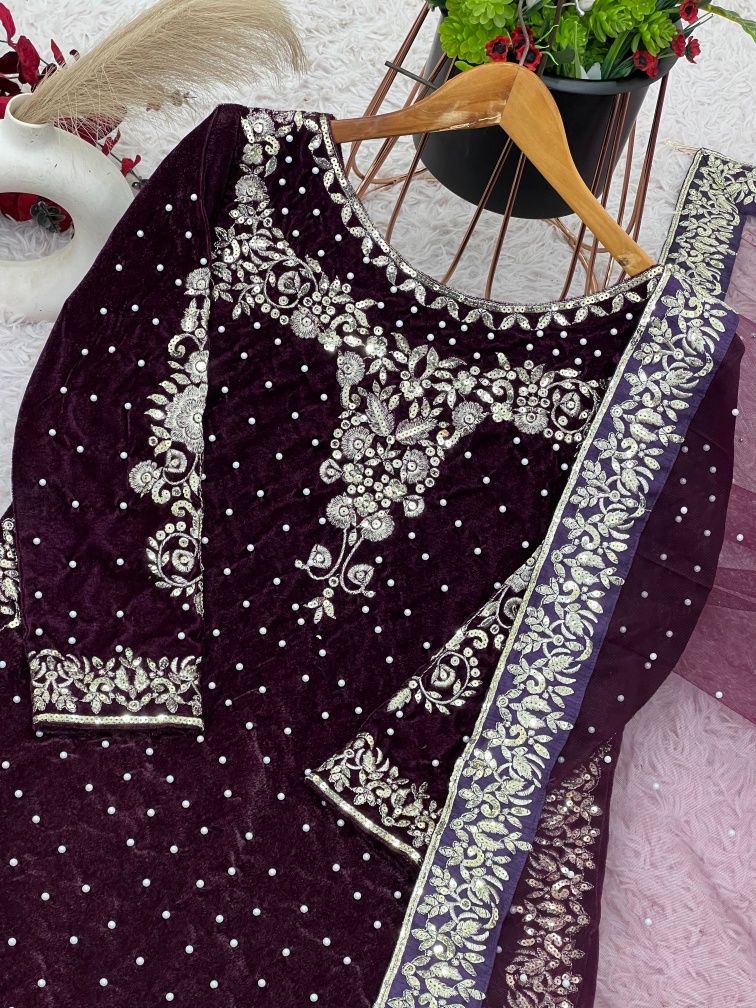 Wine Luxe Velvet Neck Motif Suit