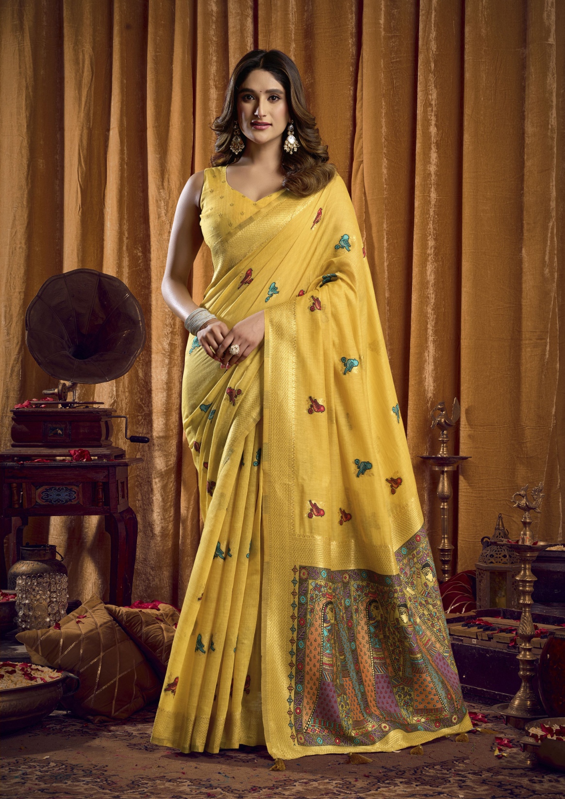 Yellow Bird Motif Woven Katha Khadi Cotton Saree
