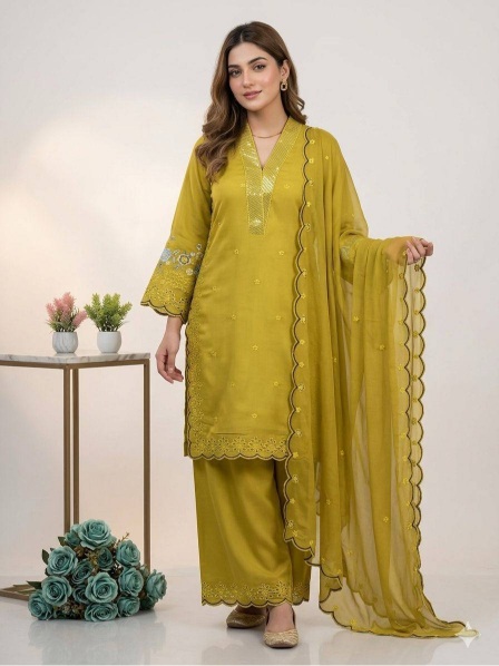 Yellow Cutwork Embroidered Mal Chanderi Silk Salwar Suit