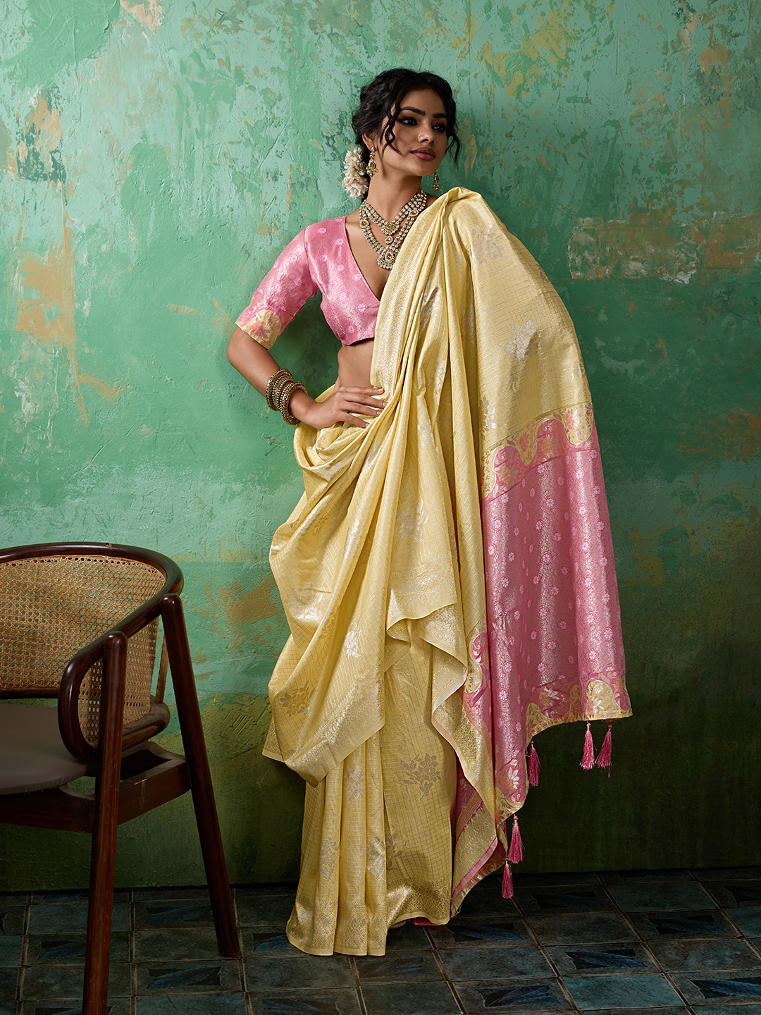 Yellow Woven Zari Linen Saree